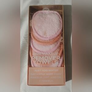 Mini Makeup Remover Towels Set